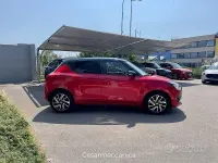 Usata Suzuki Swift 83 CV (61 kW) 2022 Rosso Utilitaria