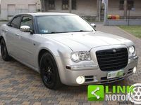 usata Chrysler 300C 3.0 V6 CRD con dettagli personal