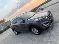 Usata Hyundai Tucson Xpossible 116 CV (85 kW) 2016 Grigio SUV