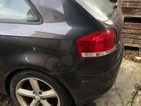 Usata Audi A3 Ambition 140 CV (102 kW) 2003 Grigio Utilitaria