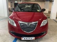 Usata Lancia Ypsilon Gold 69 CV (50 kW) 2015 Rosso Utilitaria