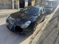 Usata Alfa Romeo Giulietta Exclusive 140 CV (102 kW) 2011 Nero Utilitaria