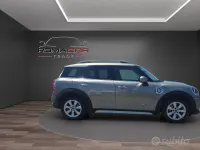 Usata Mini Cooper S Countryman Hype 136 CV (100 kW) 2019 Giallo SUV
