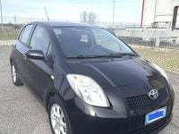 Usata Toyota Yaris Sol 87 CV (63 kW) 2006 Other Berlina
