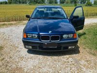 Usata BMW 318 116 CV (85 kW) 1992 Blu Berlina