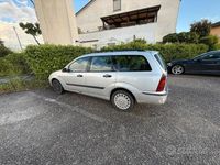 Usata Ford Focus 100 CV (73 kW) 2001 Station wagon