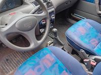 Brugt Fiat Punto Star 60 HK (44 kW) 1999 Rød Hatchback