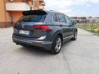 Usata VW Tiguan R-line 116 CV (85 kW) 2019 Grigio SUV