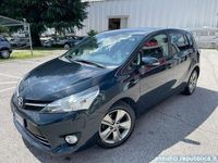 usata Toyota Avensis Verso 1.6 D-4D Active 7 posti Zugliano