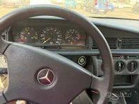Usata Mercedes 190 109 CV (80 kW) 1993 Grigio Berlina