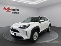 Usata Toyota Yaris Cross Active 116 CV (85 kW) 2024 Super white SUV