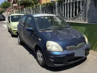 Usata Toyota Yaris 65 CV (47 kW) 2003 Bluazzurro Berlina