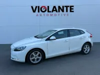 Usata Volvo V40 114 CV (83 kW) 2015 Bianco Berlina