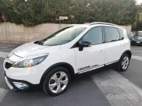 Usata Renault Scénic III XMOD 110 CV (80 kW) 2015 Bianco Monovolume