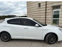 Usata Alfa Romeo Giulietta Exclusive 105 CV (77 kW) 2015 Utilitaria