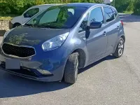 Usata Kia Venga 90 CV (66 kW) 2017 Blu Utilitaria