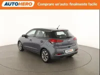 Usata Hyundai i20 Comfort 84 CV (61 kW) 2016 Argento Berlina