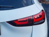 Usata Mercedes GLA200 150 CV (110 kW) 2021 Bianco SUV