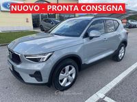 Nuova Volvo XC40 163 CV (119 kW) 2025 Grigio SUV