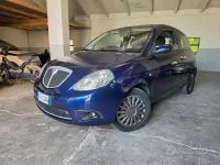 Usata Lancia Ypsilon 90 CV (66 kW) 2009 Bluazzurro Utilitaria