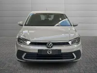 Usata VW Polo Life 95 CV (69 kW) 2023 Grigio Utilitaria