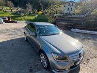 Usata Mercedes C220 170 CV (125 kW) 2014 Grigio Berlina