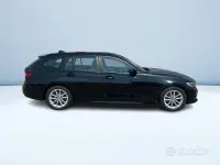 Usata BMW 320 Advantage 190 CV (139 kW) 2022 Nero pastello Station wagon