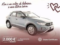 Usata VW T-Roc Life 116 CV (85 kW) 2025 Petroleum blue metallizzato nero SUV