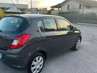 Usata Opel Corsa Club 86 CV (63 kW) 2014 Utilitaria