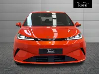 Nuova BYD Dolphin Boost 69 kW (95 CV) 2026 Orange sunset Utilitaria
