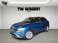 Usata VW T-Roc Life 116 CV (85 kW) 2022 Blu SUV