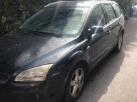 Usata Ford Focus 90 CV (66 kW) 2007 Nero Station wagon