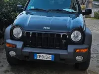 Usata Jeep Cherokee 143 CV (105 kW) 2004 Nero SUV