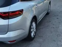 Usata Renault Mégane GrandTour 116 CV (85 kW) 2022 Argento Station wagon