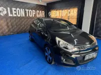 Usado Kia Rio Active 75 HP (55 kW) 2014 Preto Sedan