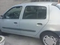 Usata Renault Clio 58 CV (42 kW) 2001 Grigio Berlina