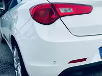 Usata Alfa Romeo Giulietta Distinctive 105 CV (77 kW) 2015 Bianco Utilitaria