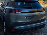 Usata Peugeot 3008 2019 Grigio SUV