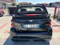 Usata Smart ForTwo Cabrio Brabus Xclusive 98 CV (72 kW) 2010 Nero Cabrio