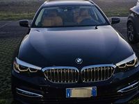Usata BMW 520 Luxury Line 190 CV (139 kW) 2019 Blu/azzurro Station wagon