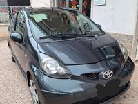 Usata Toyota Aygo 54 CV (39 kW) 2007 Grigio Utilitaria