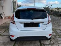 Usata Ford Fiesta 95 CV (69 kW) 2016 Bianco Utilitaria