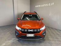 Usata Dacia Jogger Expression 101 CV (74 kW) 2023 Bronzo Monovolume
