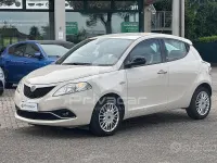 Usata Lancia Ypsilon Gold 69 CV (50 kW) 2017 Bianco Utilitaria