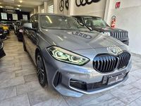 Usado BMW 118 M Sport 136 CV (100 kW) 2024 Gris Utilitario