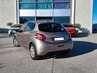 Usata Peugeot 208 Access 68 CV (50 kW) 2015 Viola Utilitaria