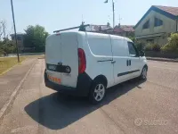 Usata Fiat Doblò 105 CV (77 kW) 2017 Bianco Monovolume