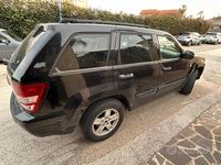 Usata Jeep Grand Cherokee Overland 218 CV (160 kW) 2006 Nero SUV