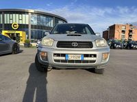 Usata Toyota RAV4 Sol 116 CV (85 kW) 2003 Argento SUV