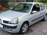 Usata Renault Clio II 75 CV (55 kW) 2004 Grigio Berlina